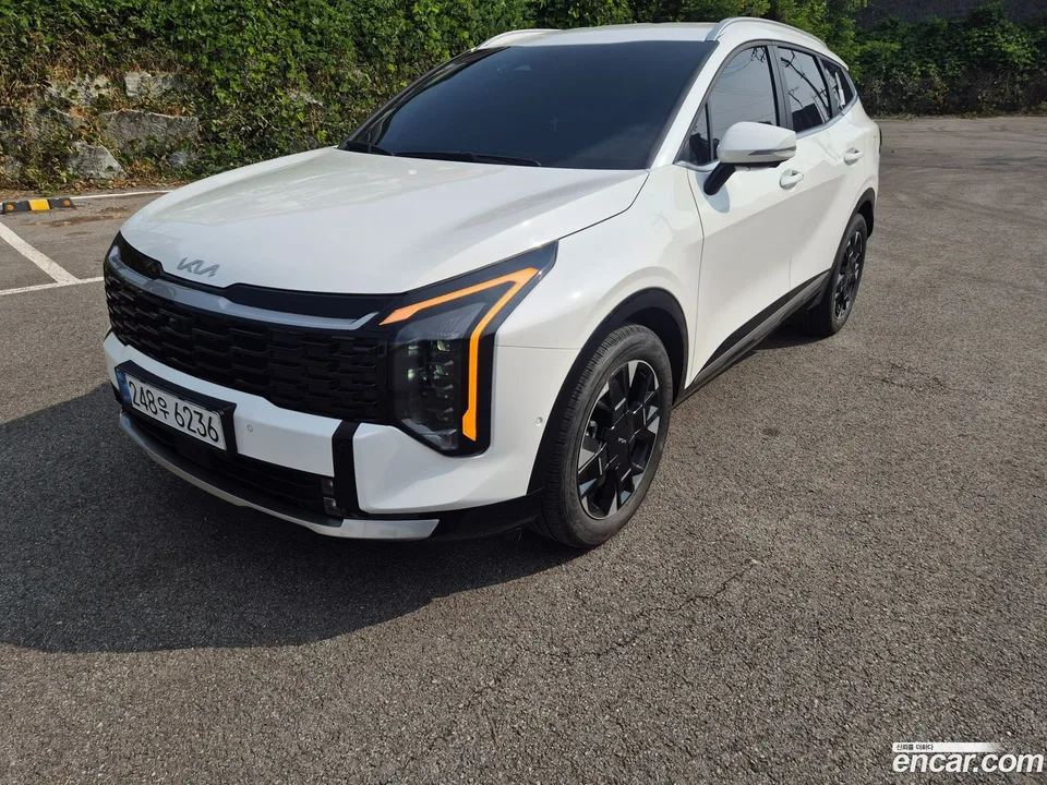 Kia Sportage 1.6 2WD 2025 — фото 1, купить с доставкой в Москву