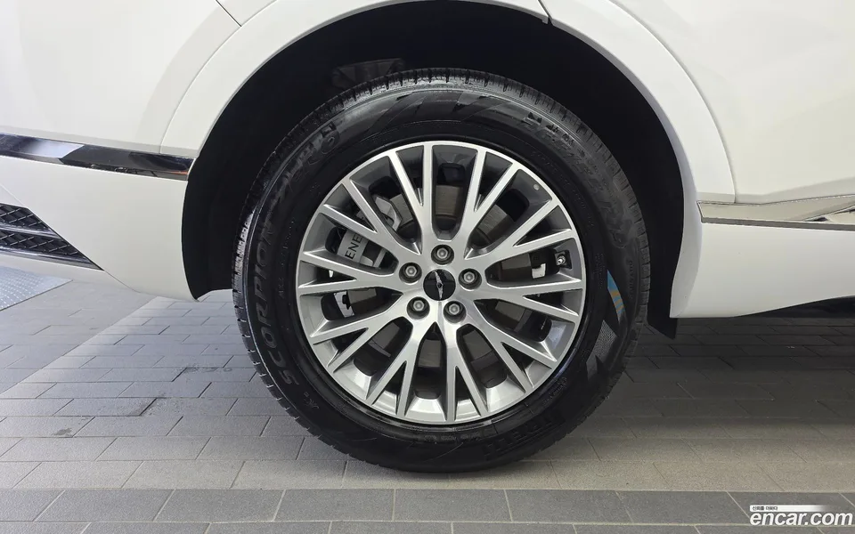 Genesis GV80 2.5T AWD 2025 — thumbnail 2