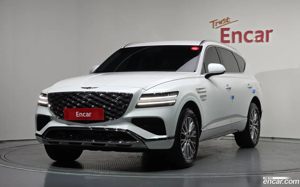 Genesis GV80 2.5T AWD 2025 — photo 1, buy with delivery to Moscow