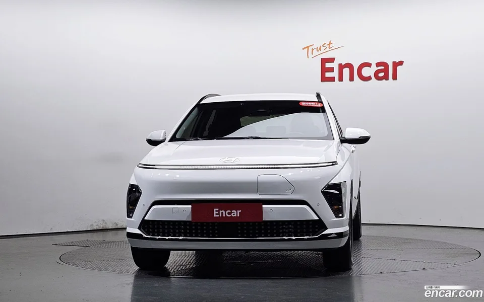 Hyundai Kona Electric 2023 — thumbnail 3