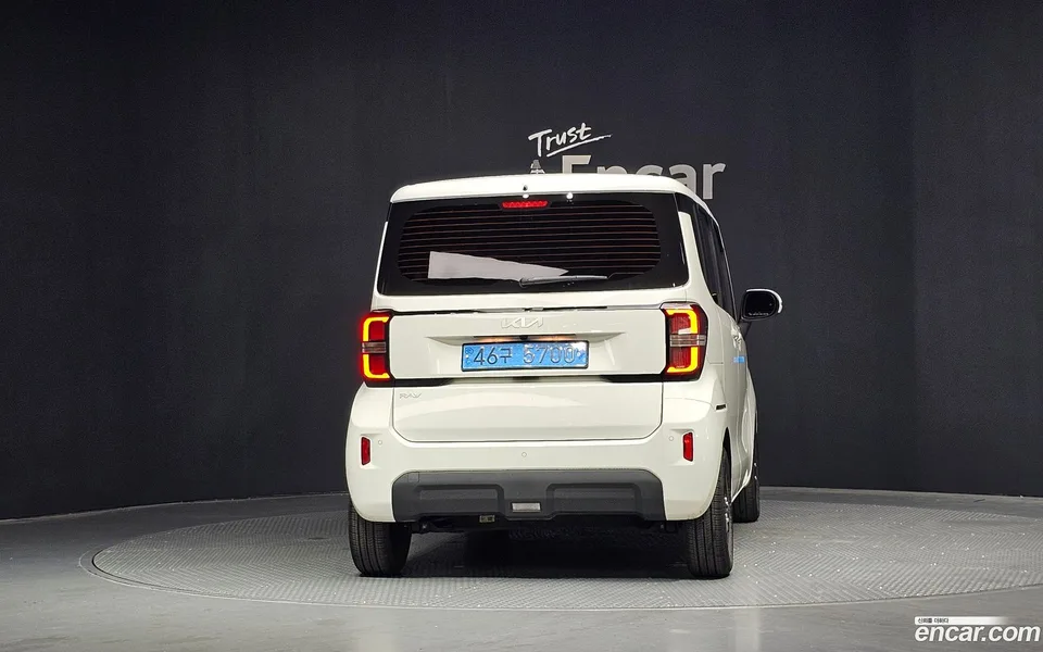 Kia Ray EV 2023 — thumbnail 4