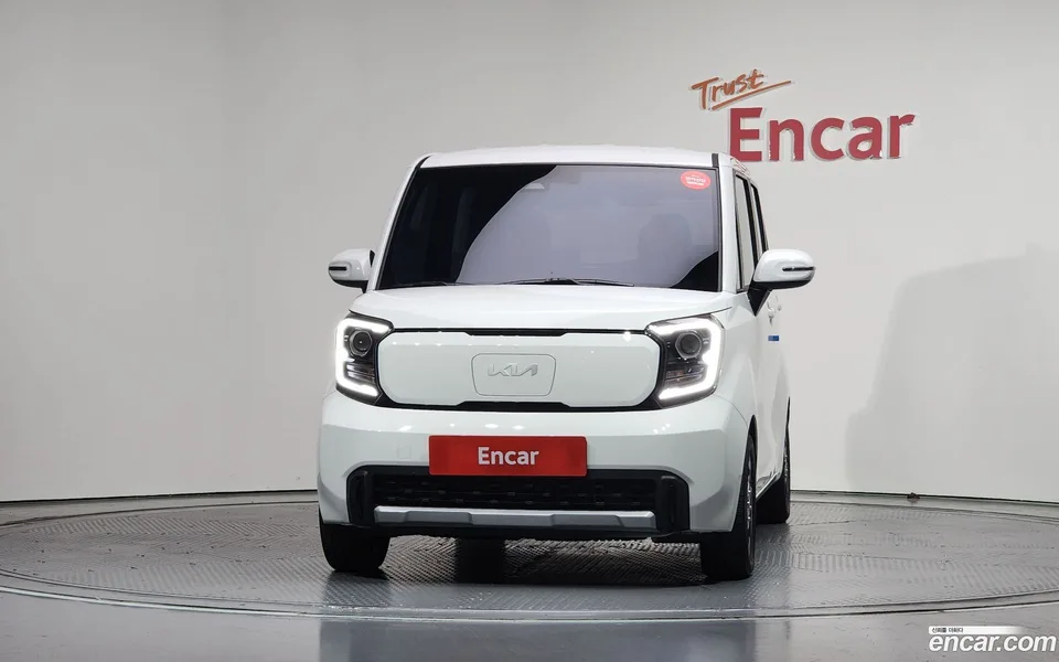 Kia Ray EV 2023 — thumbnail 3