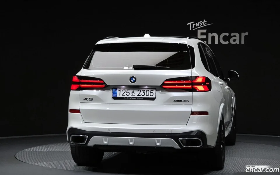 BMW X5 xDrive 40i M 2025 — миниатюра 4