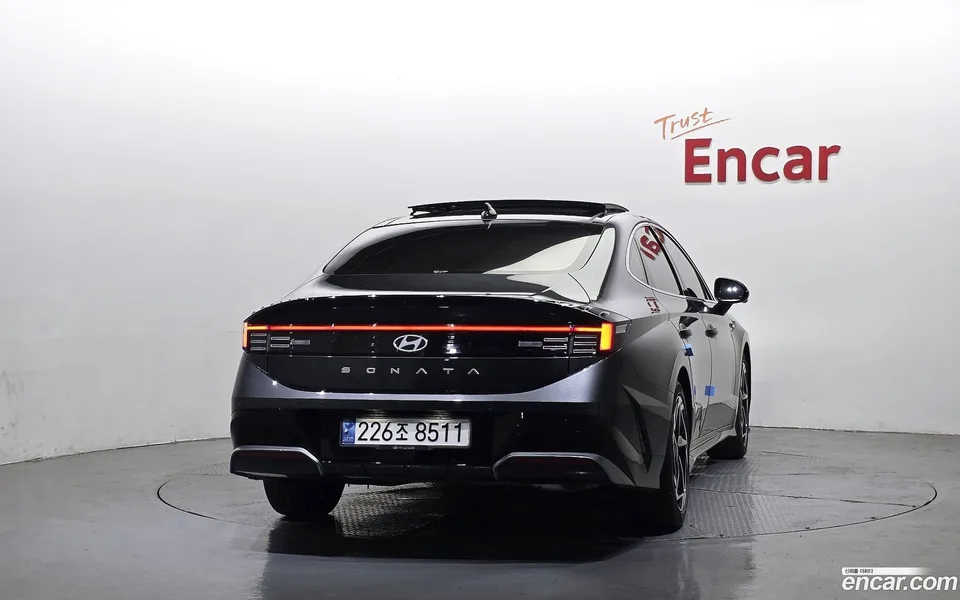 Hyundai Sonata The Edge 1.6 2023 — thumbnail 4