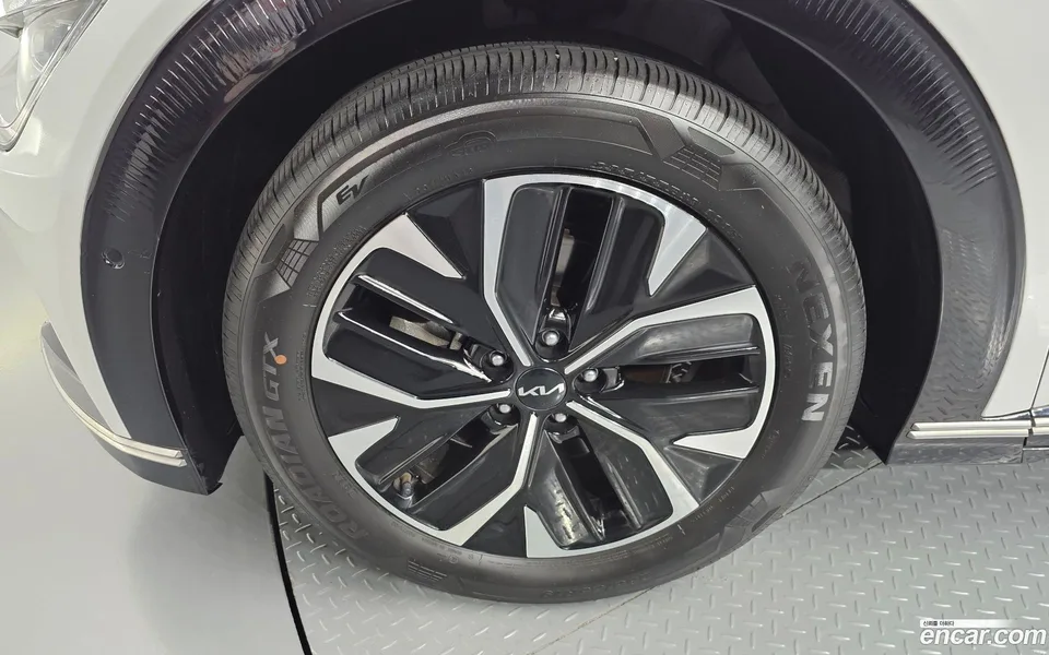 Kia EV6 2022 — thumbnail 5