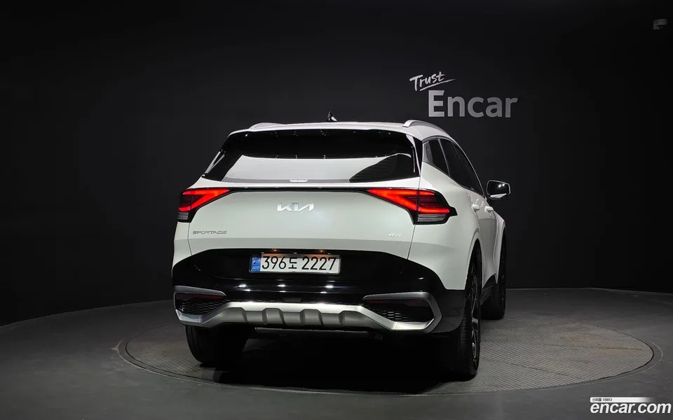 Kia Sportage Hybrid 2WD 2024 — thumbnail 4