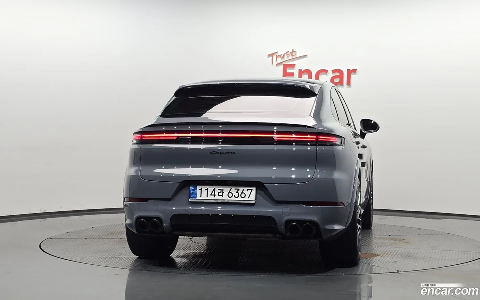 Porsche Cayenne 3.0 2024 — thumbnail 4