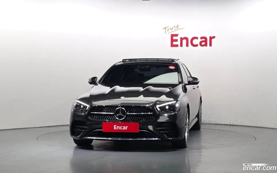 Mercedes-Benz E-Class E350 4MATIC AMG Line 2022 — thumbnail 3
