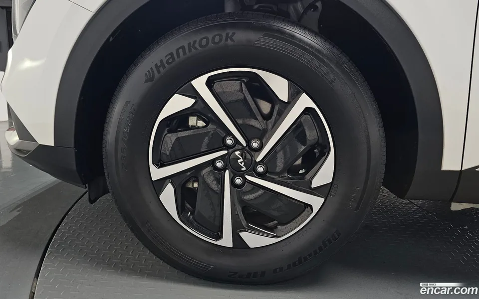 Kia Sportage Hybrid 2WD 2022 — thumbnail 5