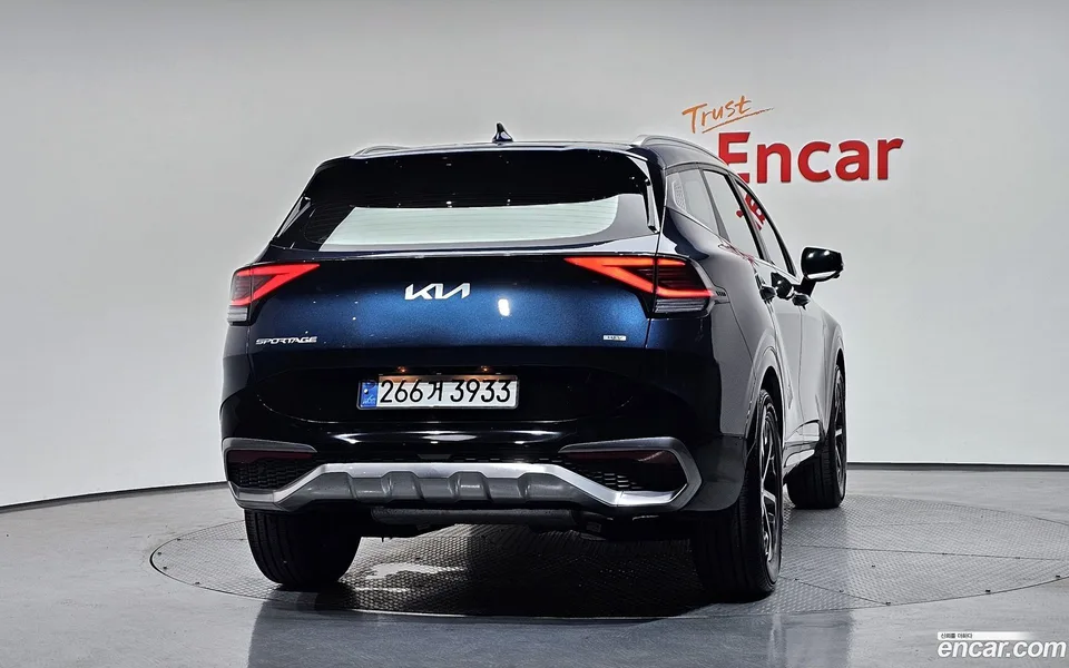 Kia Sportage Hybrid 2WD 2022 — thumbnail 4