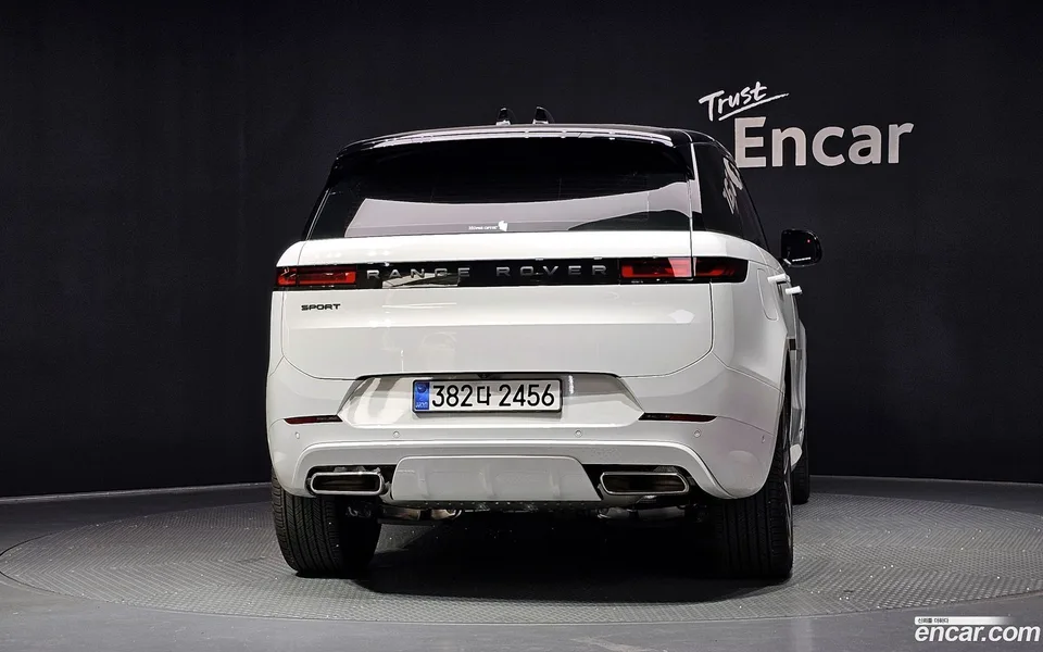 Land Rover Range Rover Sport P400 AB 2025 — thumbnail 4