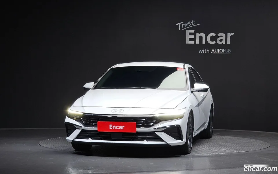Hyundai Avante CN7 1.6 2025 — thumbnail 3