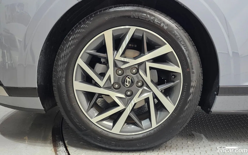 Hyundai Grandeur Hybrid 2024 — thumbnail 2
