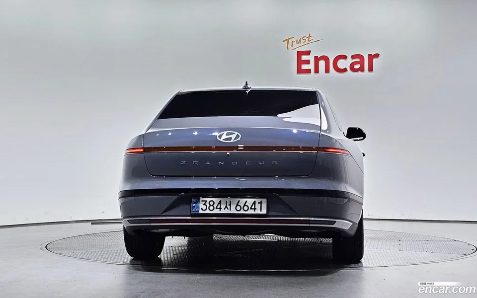 Hyundai Grandeur Hybrid 2024 — thumbnail 4