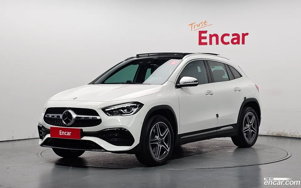 Mercedes-Benz GLA-Class GLA250 4MATIC 2023 — photo 1, buy with delivery to Moscow