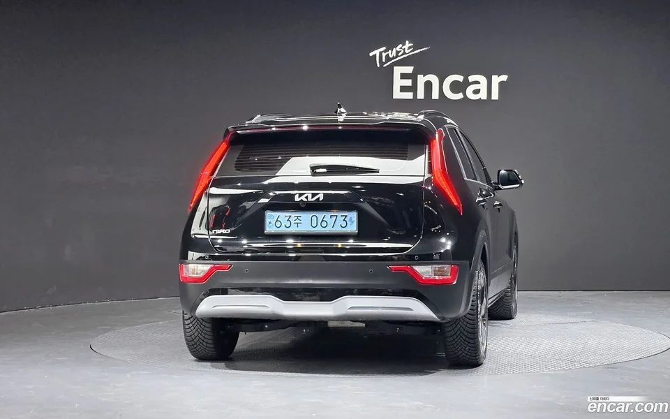 Kia Niro EV 2023 — thumbnail 4