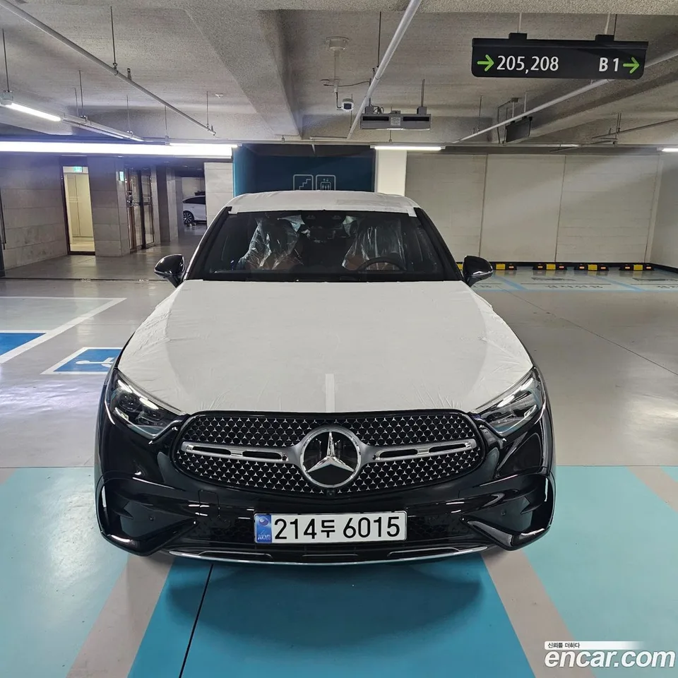 Mercedes-Benz GLC-Class GLC300 4MATIC 2026 — thumbnail 3