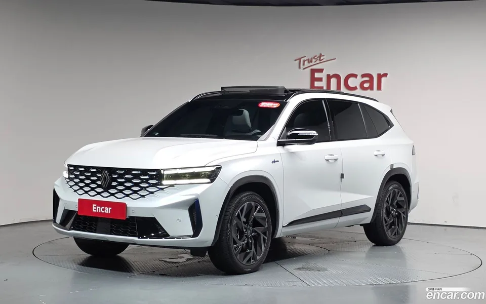 Renault Samsung Grand Koleos 1.5 E-TECH 2WD 2026 — photo 1, buy with delivery to Moscow
