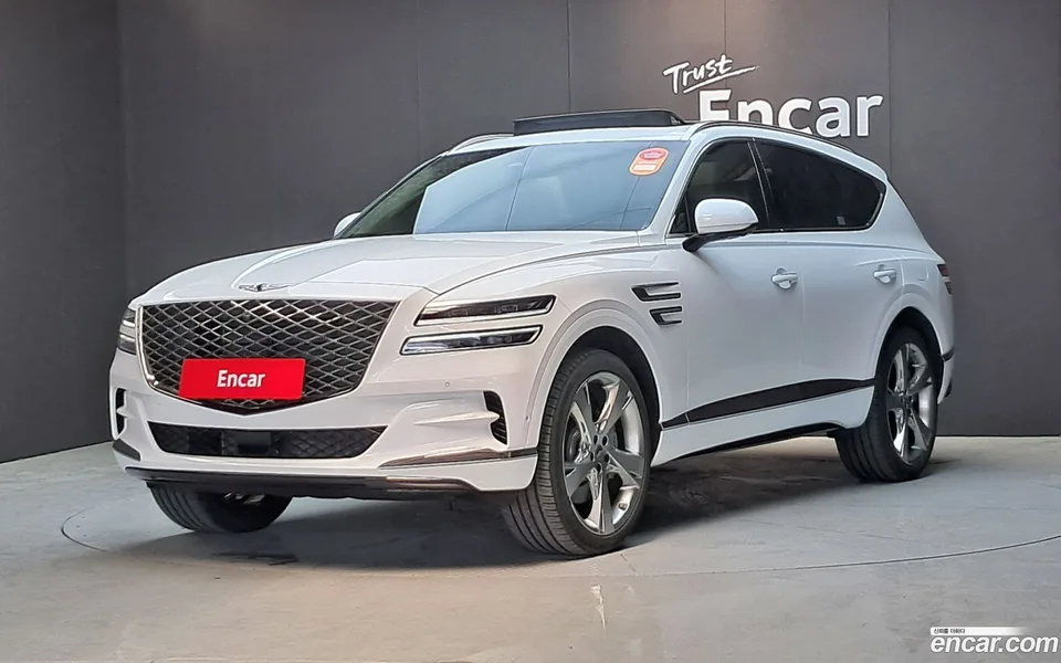 Genesis GV80 2.5T AWD 2023 — фото 1, купить с доставкой в Москву