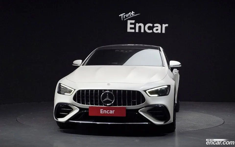 Mercedes-Benz AMG GT 4 43 4MATIC+ 2023 — thumbnail 3