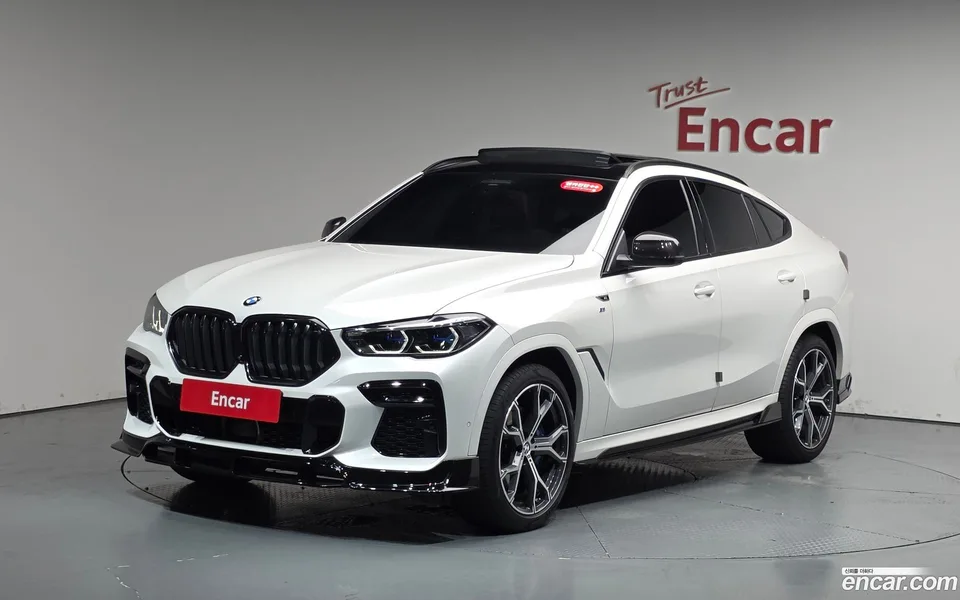 BMW X6 xDrive30d M 2022 — photo 1, buy with delivery to Moscow