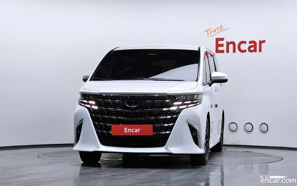 Toyota Alphard 2.5 HEV AWD 2025 — thumbnail 3