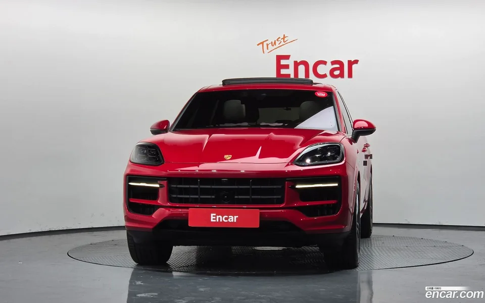 Porsche Cayenne 3.0 2024 — thumbnail 3