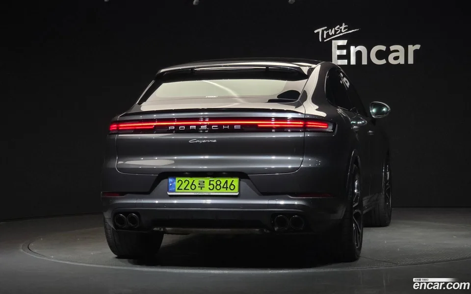 Porsche Cayenne 3.0 2024 — миниатюра 4
