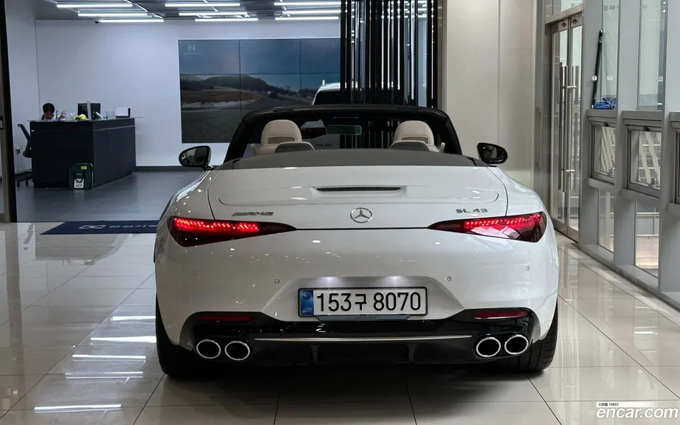 Mercedes-Benz SL-Class AMG SL43 2025 — миниатюра 3