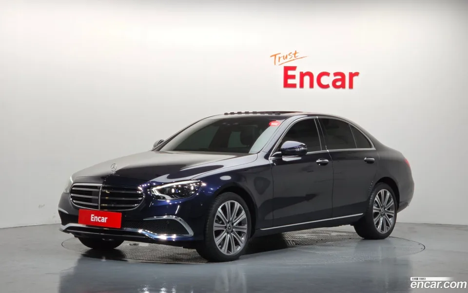 Mercedes-Benz E-Class E350 4MATIC 2023 — photo 1, buy with delivery to Moscow