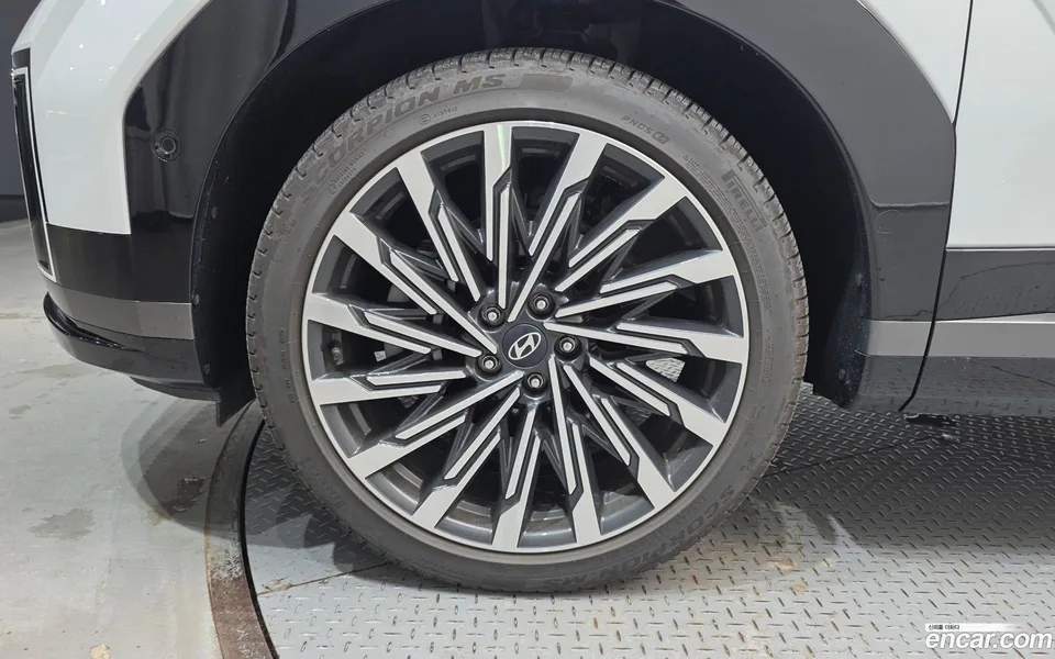 Hyundai SantaFe 2.5T 2WD 2025 — thumbnail 2
