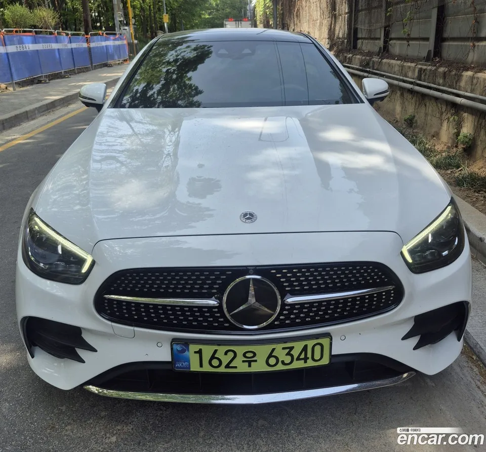 Mercedes-Benz E-Class E450 4MATIC 2023 — thumbnail 5