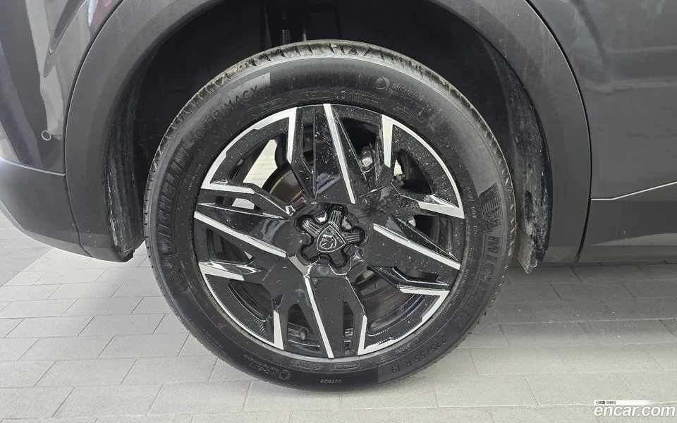 Peugeot 3008 1.2 GT 2025 — thumbnail 2