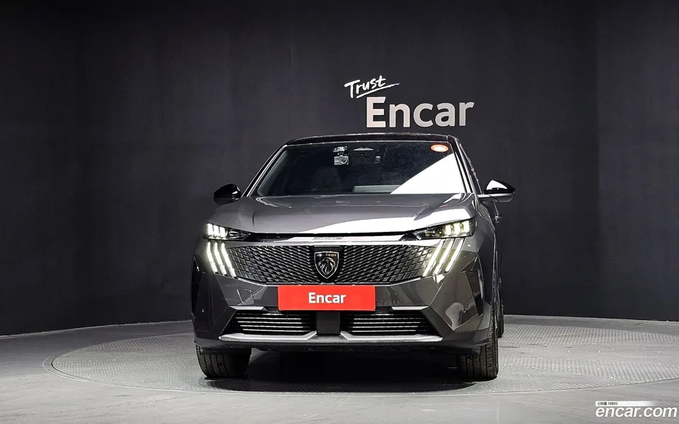 Peugeot 3008 1.2 GT 2025 — thumbnail 3