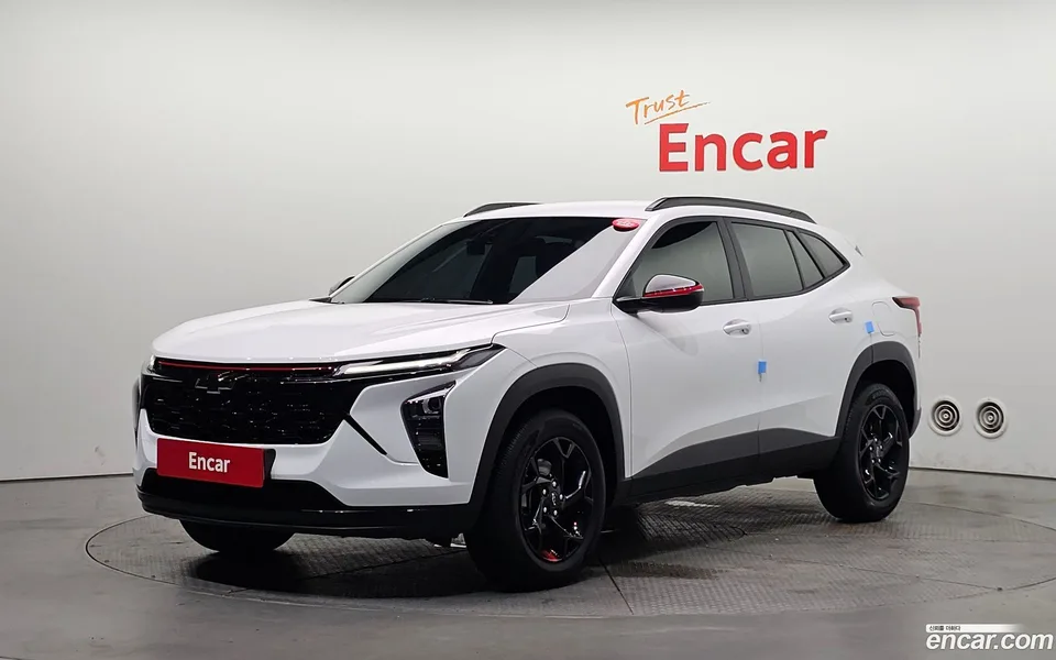 Chevrolet Trax Crossover 1.2 2024 — photo 1, buy with delivery to Moscow