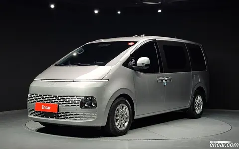 Hyundai Staria 2025 купить в Москве