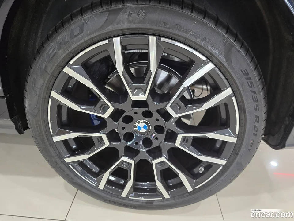 BMW X6 xDrive30d M 2025 — thumbnail 2