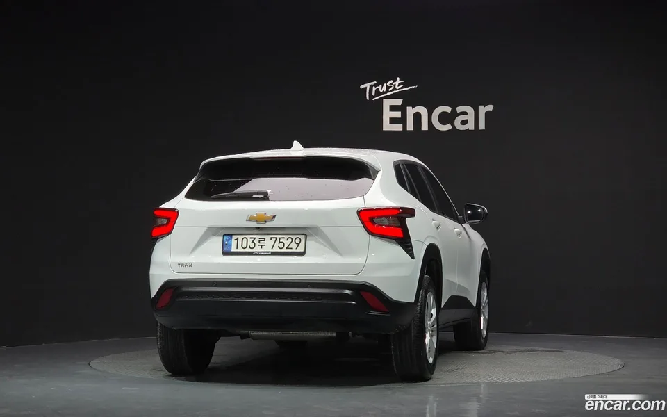 Chevrolet Trax Crossover 1.2 LS 2023 — thumbnail 4