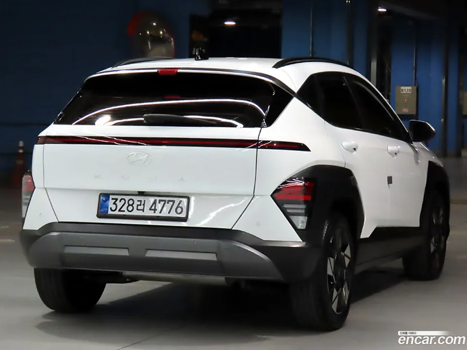 Hyundai Kona Hybrid 2023 — thumbnail 4