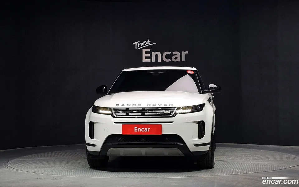 Land Rover Range Rover Evoque P250 S 2025 — thumbnail 3