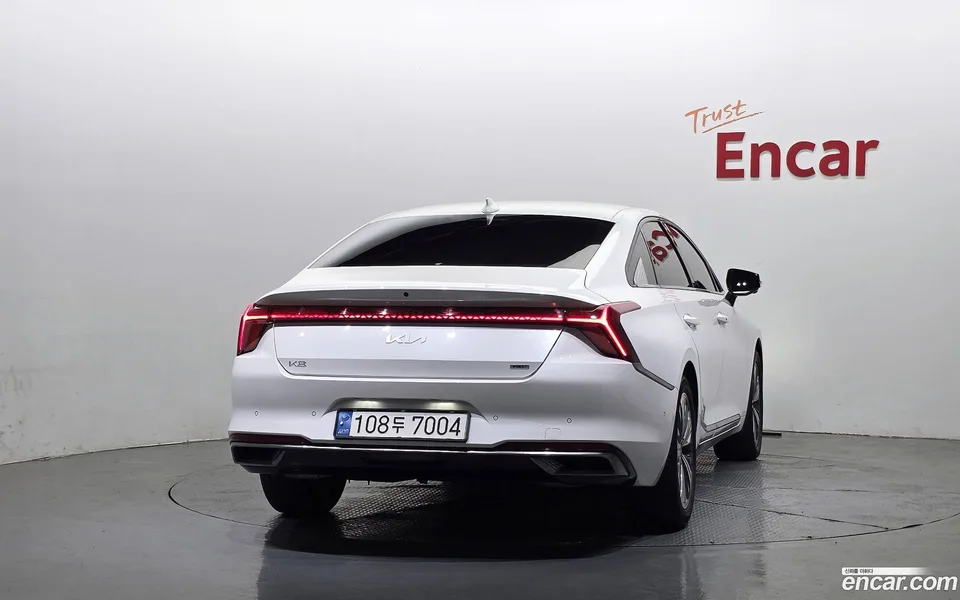 Kia K8 Hybrid 2023 — thumbnail 4