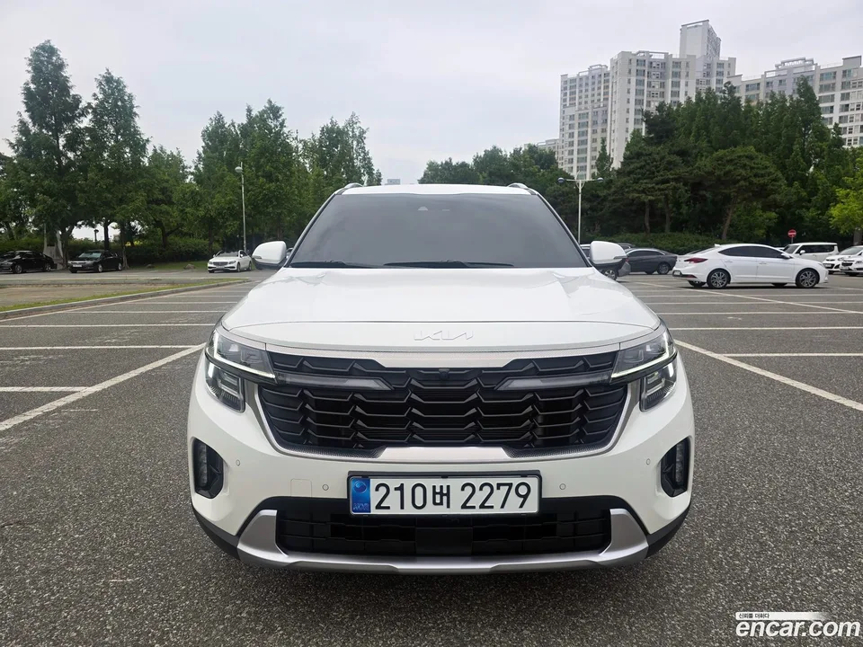 Kia Seltos 1.6 2WD 2023 — thumbnail 3