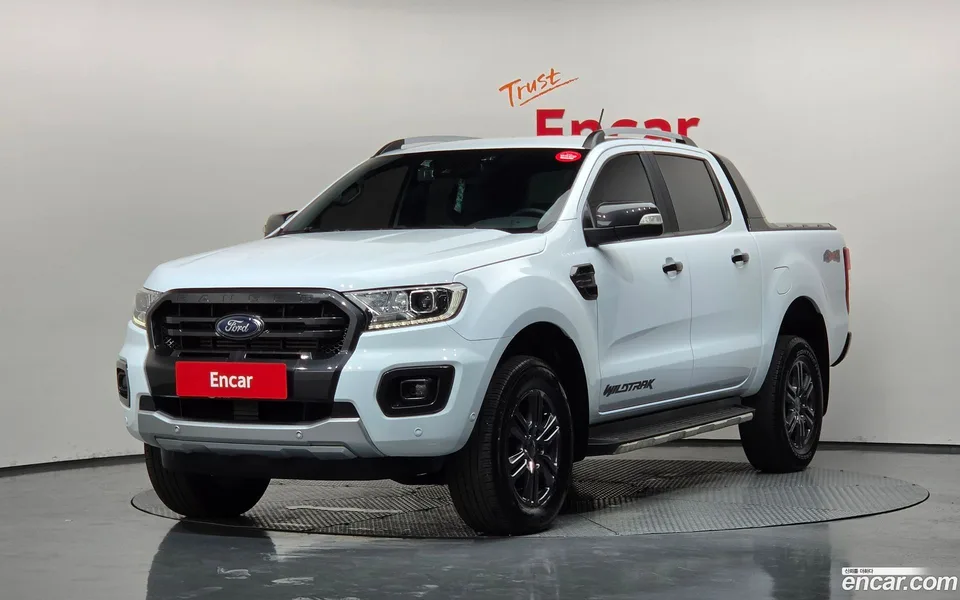Ford Ranger 2.0 2022 — photo 1, buy with delivery to Moscow