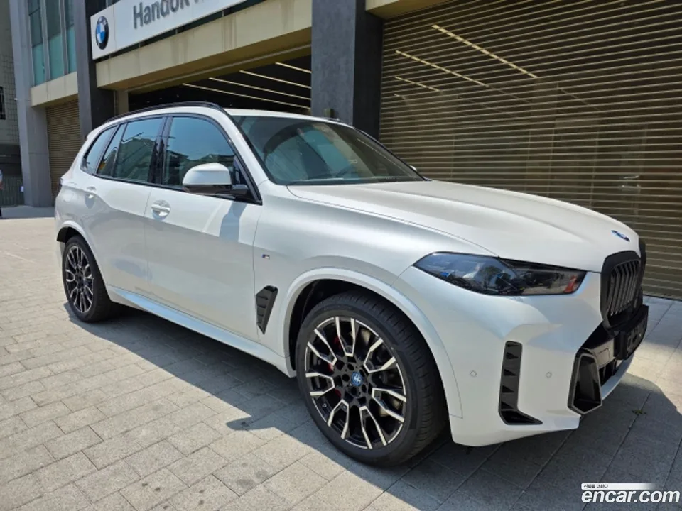 BMW X5 xDrive 50e M 2025 — thumbnail 3
