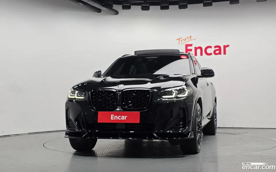 BMW X4 xDrive20i M 2023 — миниатюра 3