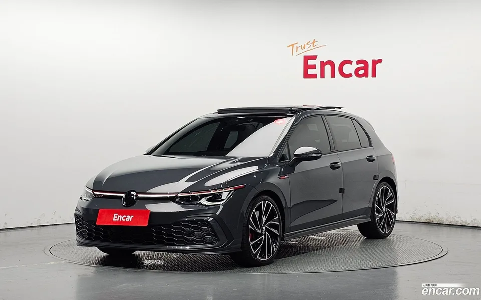 Volkswagen Golf 2.0 GTI 2024 — photo 1, buy with delivery to Moscow