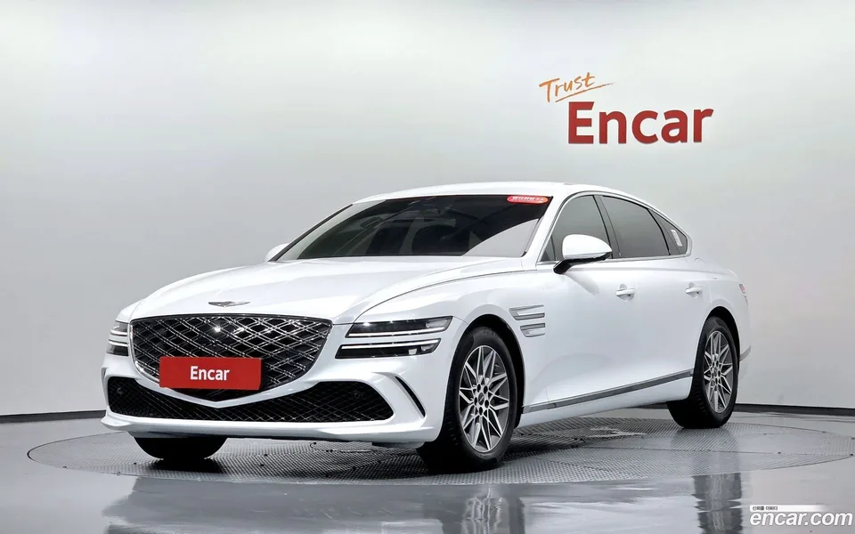 Genesis G80 2.5 2WD 2025 — photo 1, buy with delivery to Moscow