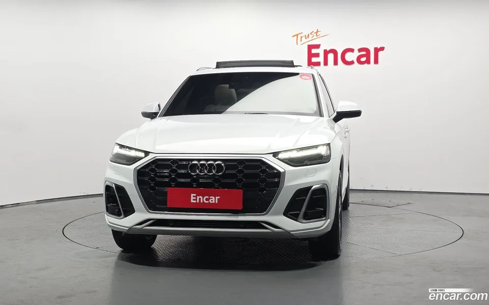 Audi Q5 45 TFSI 2023 — thumbnail 3