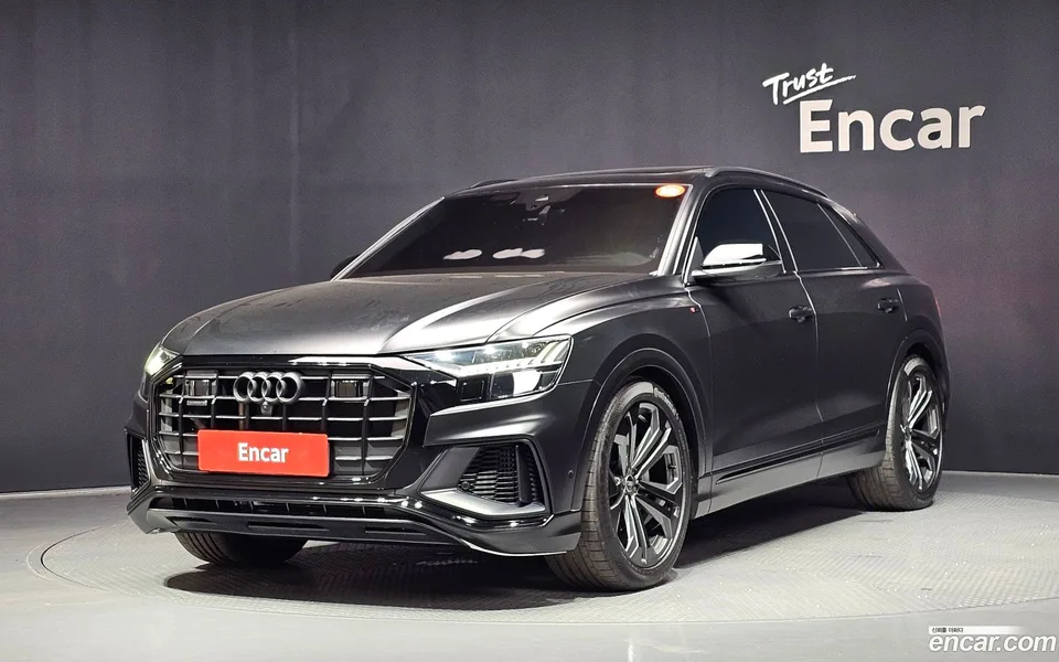 Audi Q8 (4M) 55 TFSI 2023 — photo 1, buy with delivery to Moscow