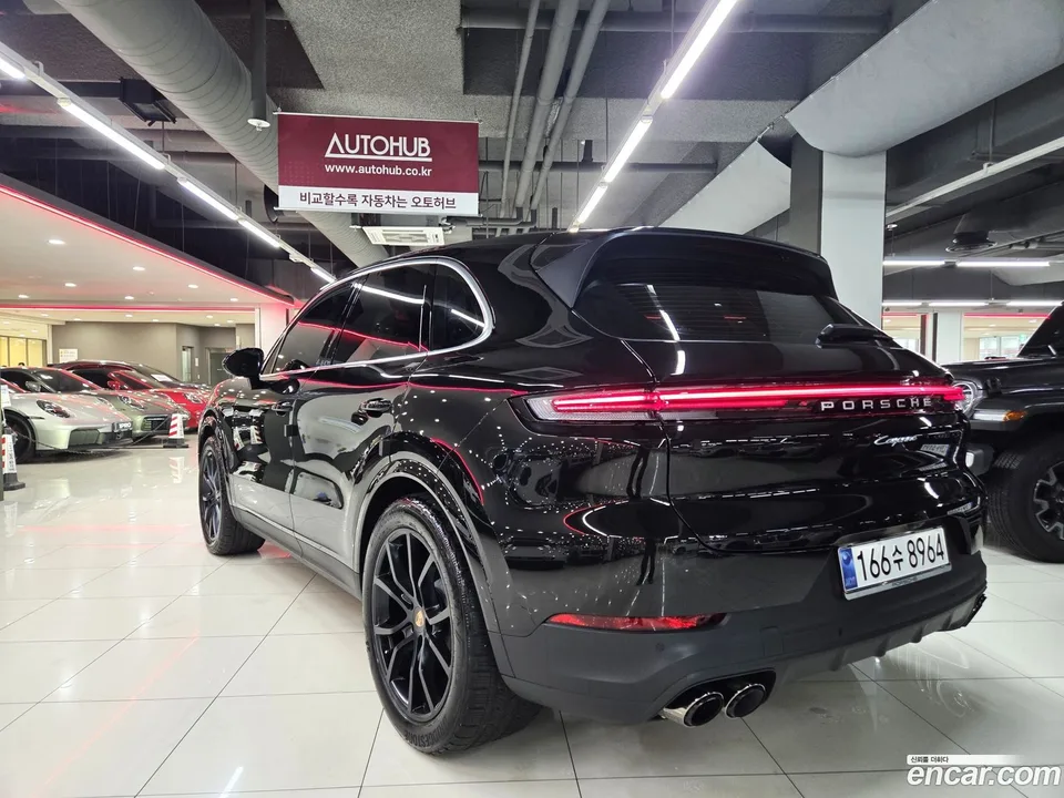 Porsche Cayenne 3.0 2025 — thumbnail 2